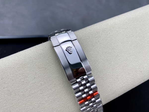 激安ロレックス着用イメージ